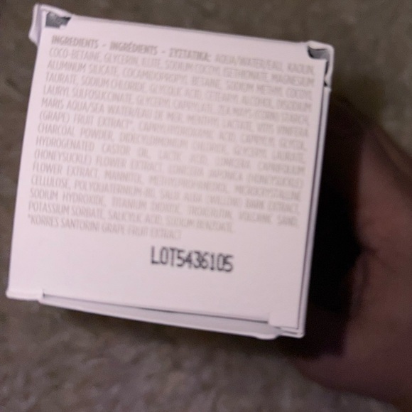 Korres Volcanic Skin Reset Mask - Picture 2 of 4